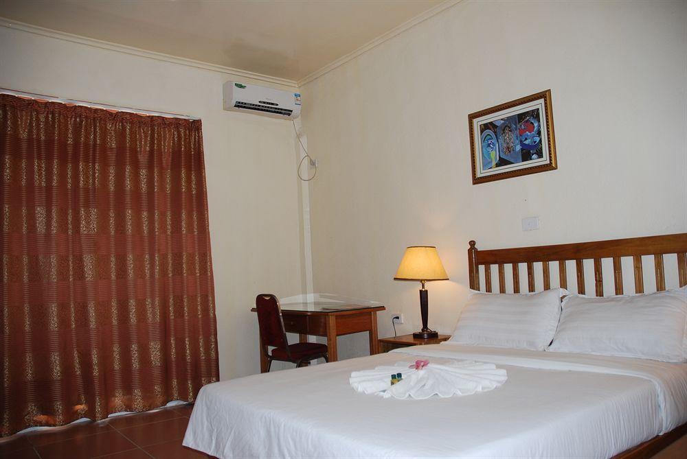 Pacific Crown Hotel 호니아라 외부 사진