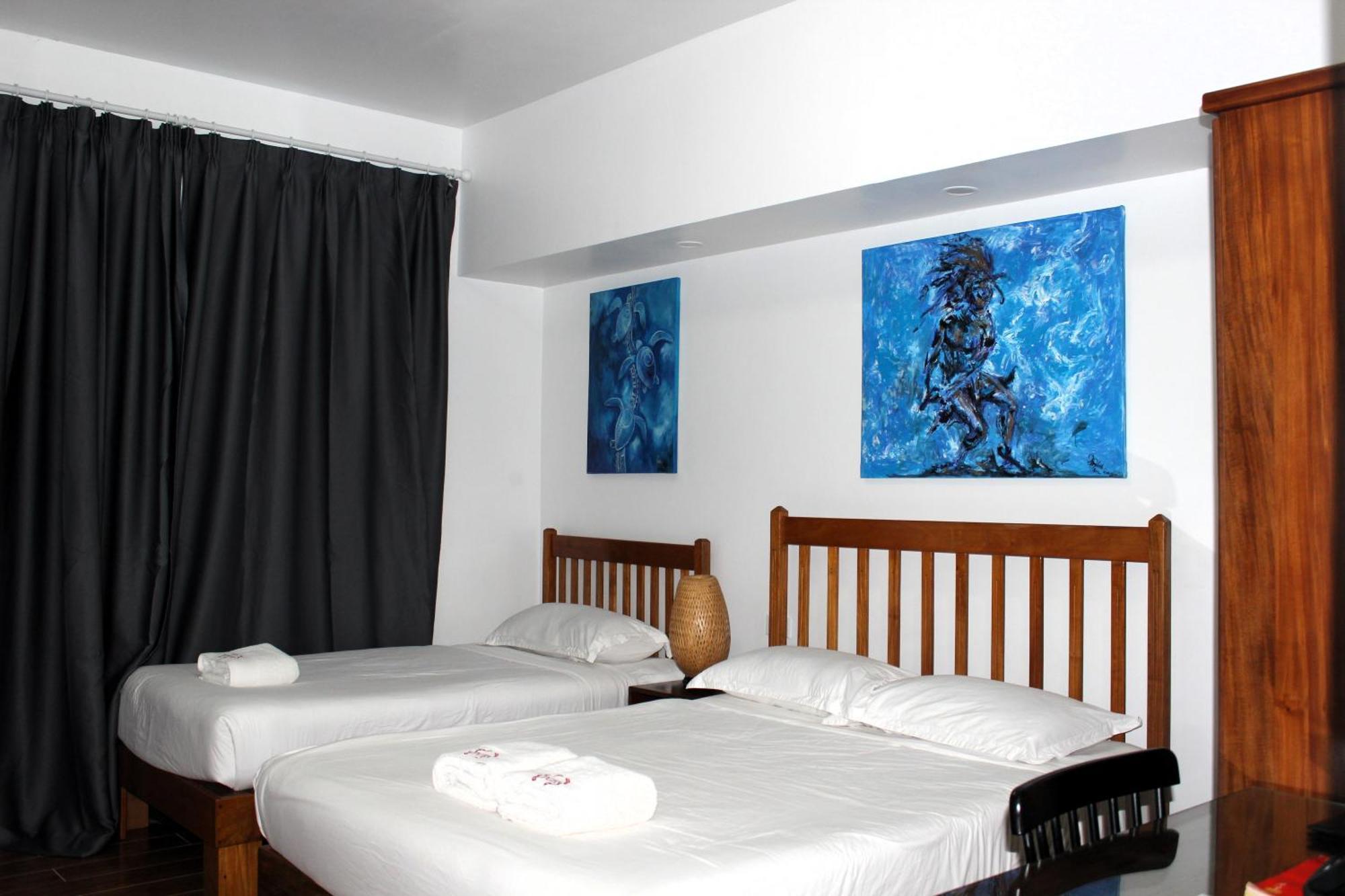 Pacific Crown Hotel 호니아라 외부 사진