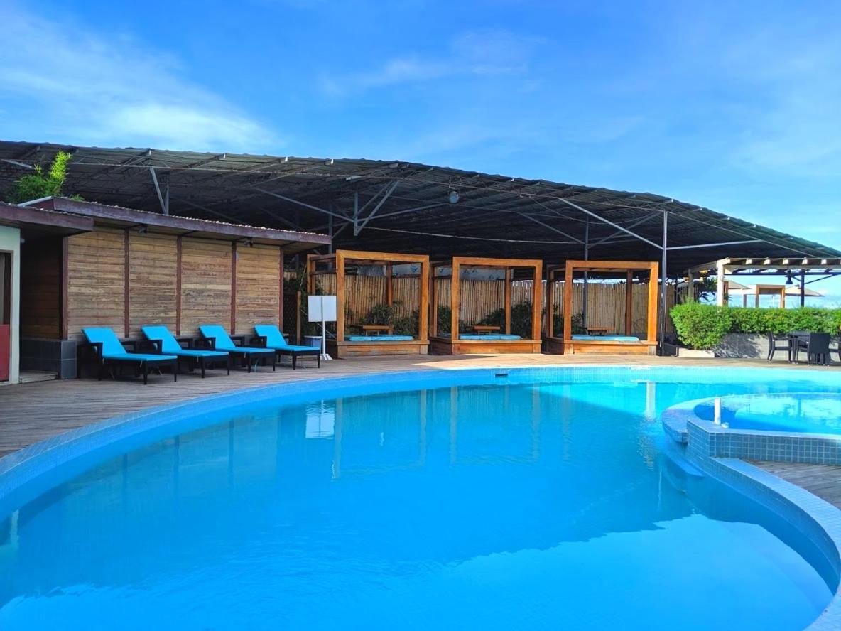 Pacific Crown Hotel 호니아라 외부 사진